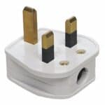 Plug Top 13 Amp 3 pin plastic